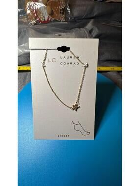 LC Lauren Conrad necklace